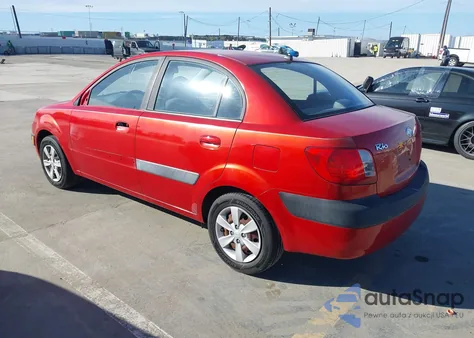 2008 Kia Rio Lx z USA, uszkodzony, nr VIN KNADE123986431734